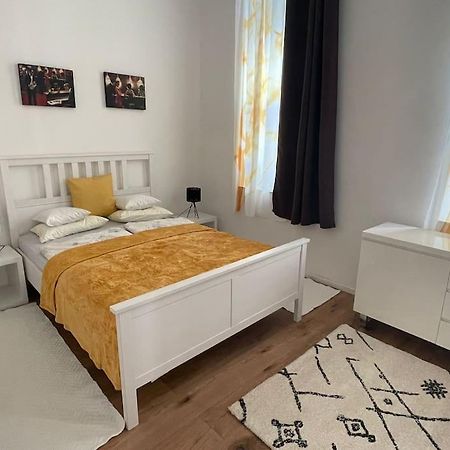 فيينا Stilvolle Wohnung Mit Terrasse/Garten المظهر الخارجي الصورة