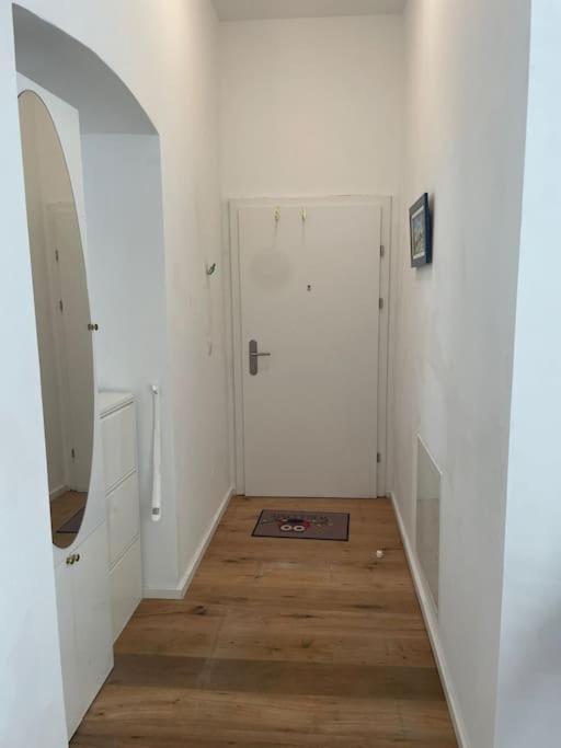 فيينا Stilvolle Wohnung Mit Terrasse/Garten المظهر الخارجي الصورة